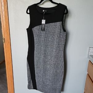 🥂 NWT Size 12 BCNL Black and Gray Midi Dress